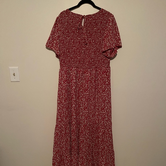 Kranda Round Neck Short Flutter Sleeve Smocked Floral Maxi Dress XXL - Picture 2 of 11